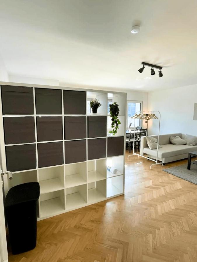 Cozy Apartment With Kitchen + Balcony New! Έσσεν Εξωτερικό φωτογραφία